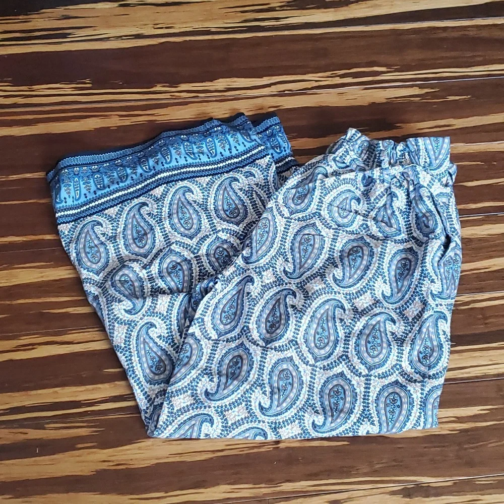 NWOT paisley pants - Picture 1 of 3